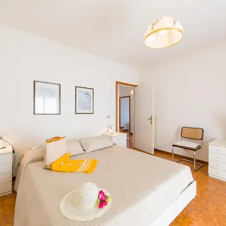 公寓 Girasole Roseto Vacanza 阿布鲁齐的罗塞托